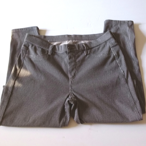 4/$20 NWOT Uniqlo Black/White Houndstooth Leggings - Picture 1 of 8